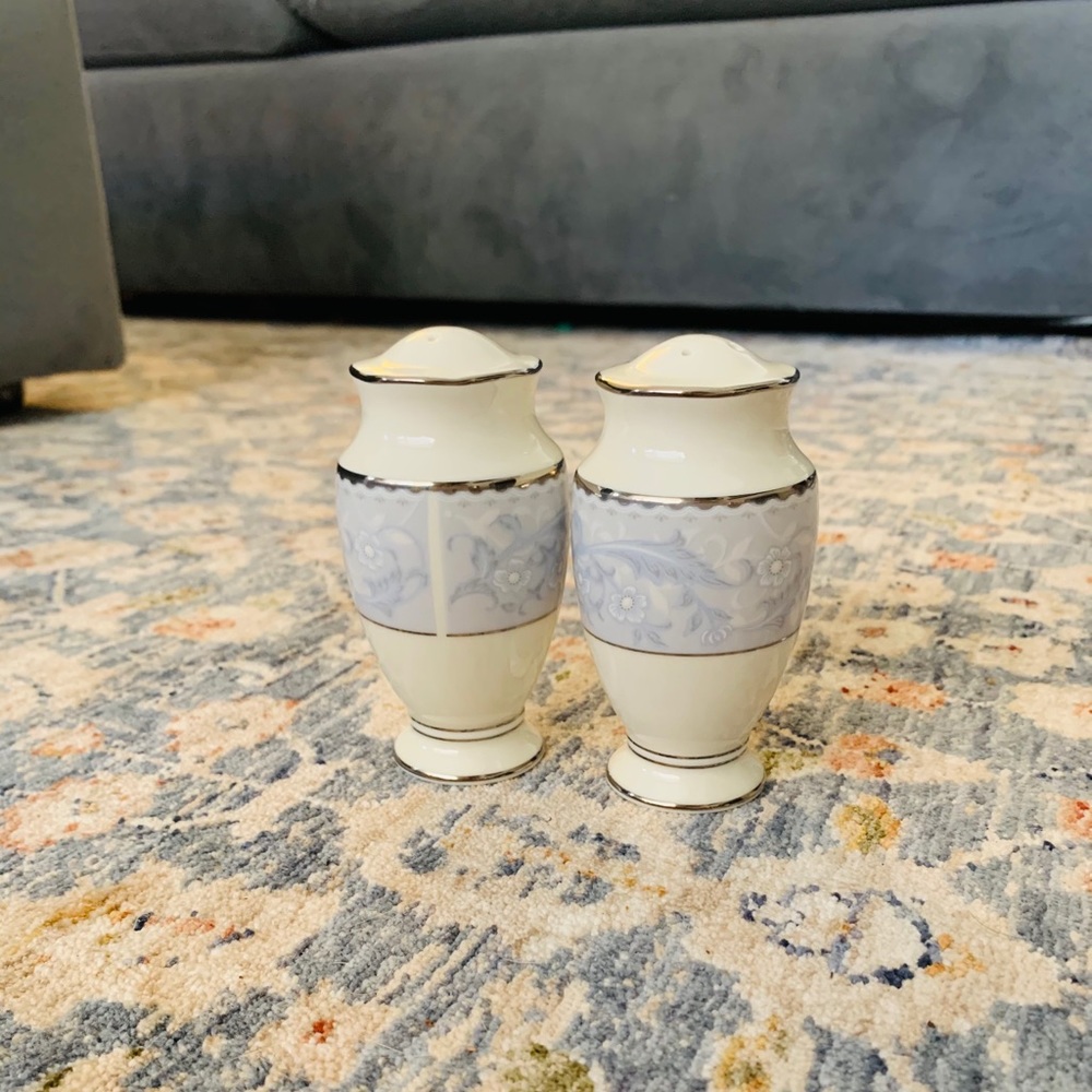 Noritake Montabello Salt & Pepper Shakers